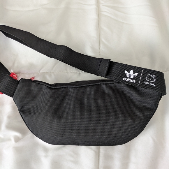 ADIDAS x HELLO KITTY Belt Bag - Picture 5 of 8
